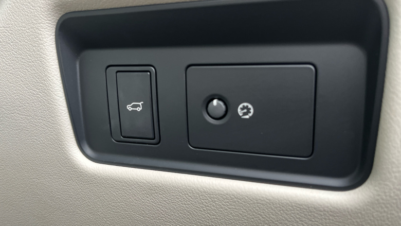 Jaguar F-Pace 2.0 D200 R-Dynamic S 5dr Auto AWD Diesel Estate